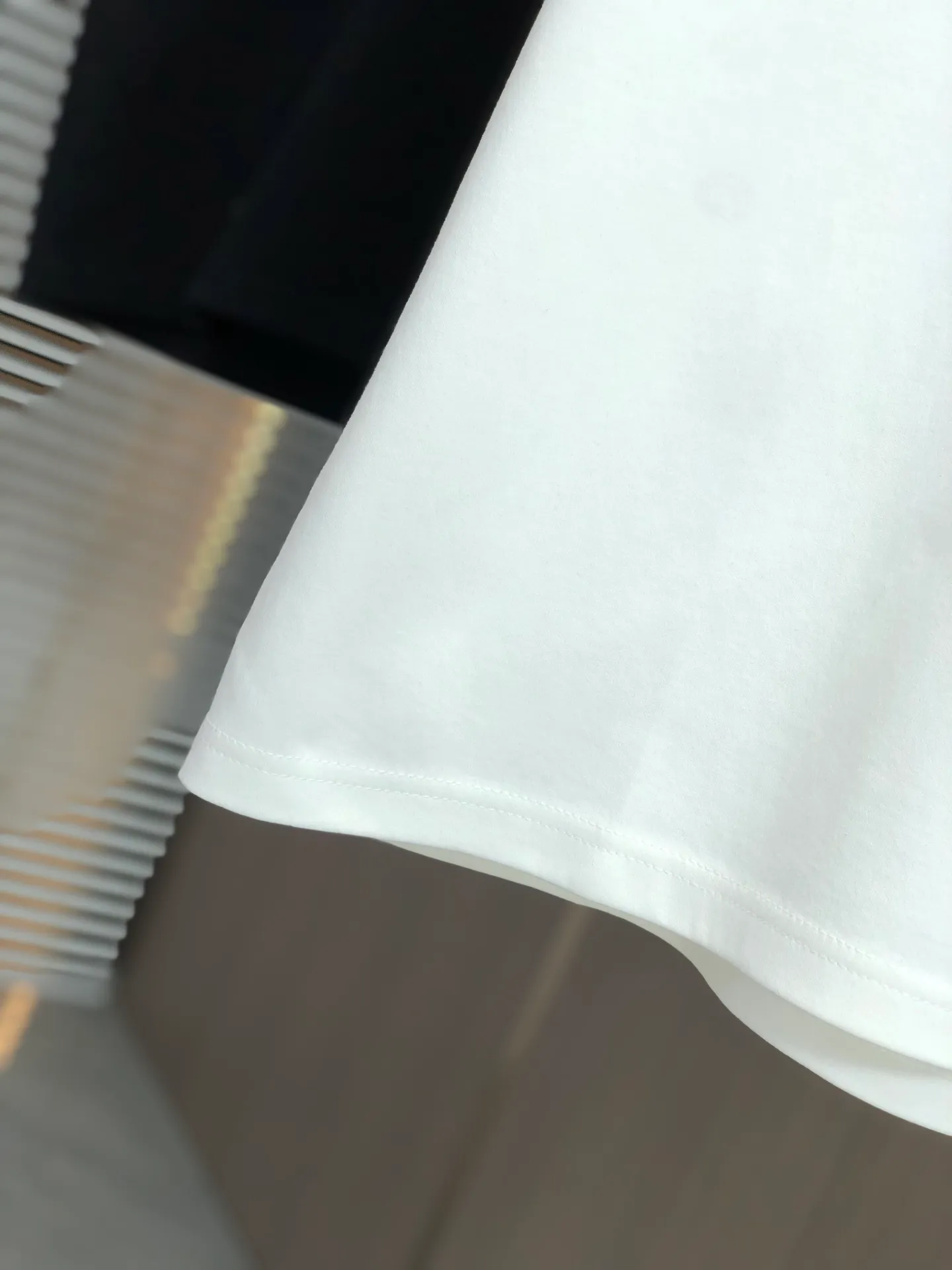 🅿️210 Cro 2025 Spring and Summer New Style Round Neck Short Sleeves Laser Burning Process ➕ Full Body Diamonds Made of High Weight 320g Double Yarn Combed Cotton Fabric Slightly Loose Fit The Fabric Feels Soft and Thick Same Style for Men and Women Color: Black White Code Number: SMLXLXXL